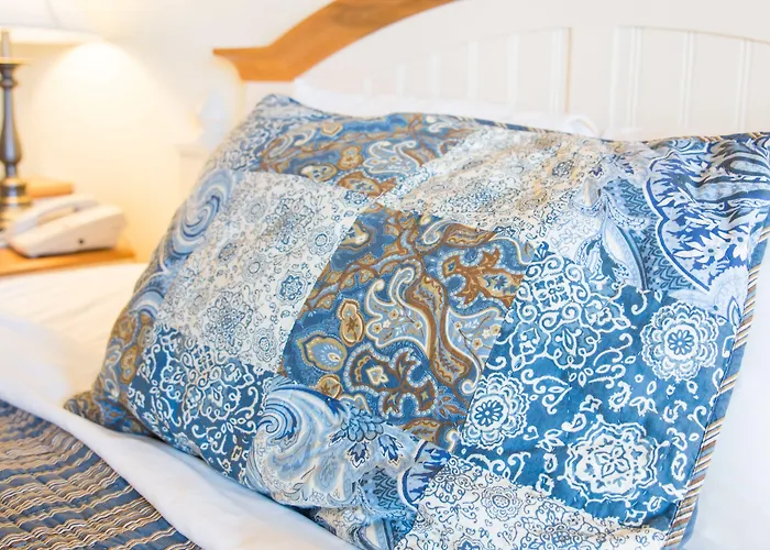 Blue Gate Garden Inn
